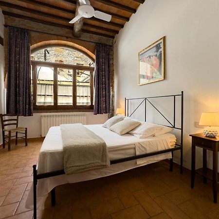 La Ferriera Exclusive Resort - Pool & Waterfall Loro Ciuffenna Luaran gambar