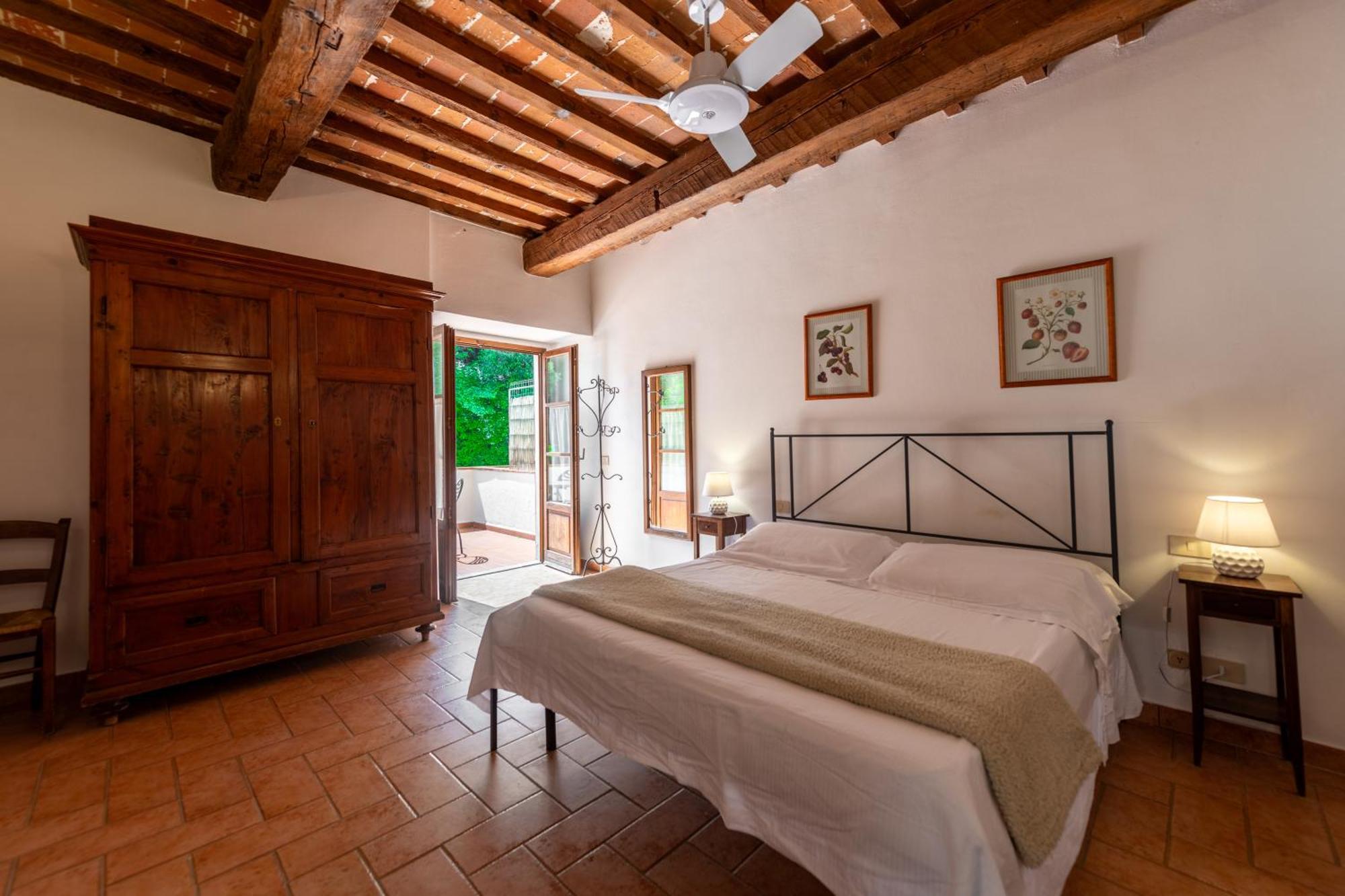 La Ferriera Exclusive Resort - Pool & Waterfall Loro Ciuffenna Luaran gambar