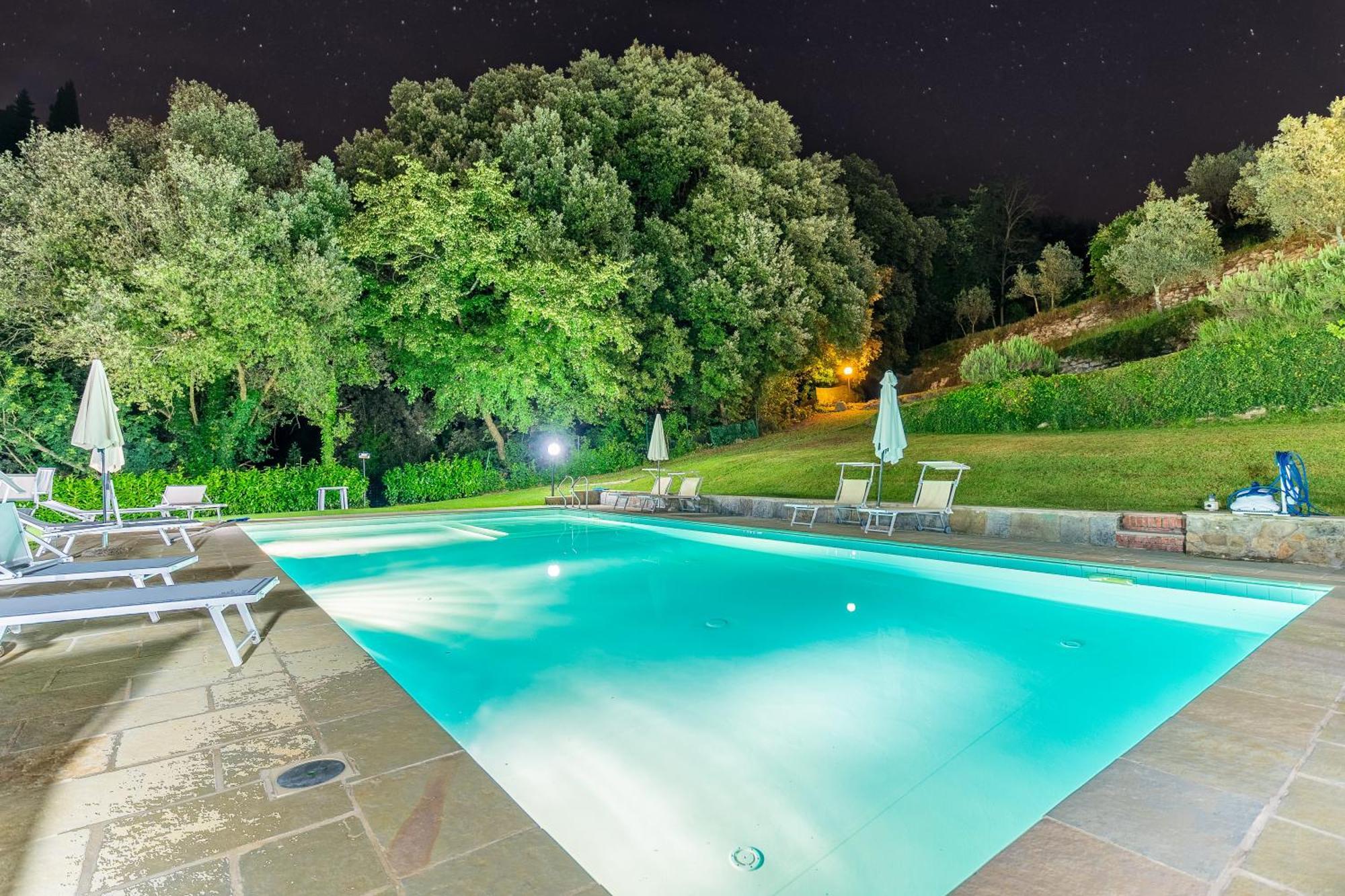 La Ferriera Exclusive Resort - Pool & Waterfall Loro Ciuffenna Luaran gambar
